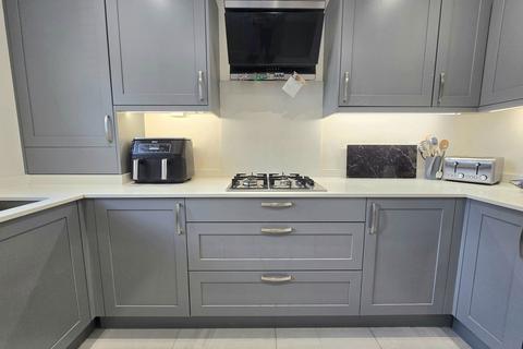 23 Commodores Close, Minster On Sea, Sheerness, ME12 3UU