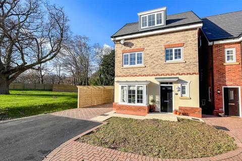 Gerddi Derw, Colwyn Bay, Conwy, LL29