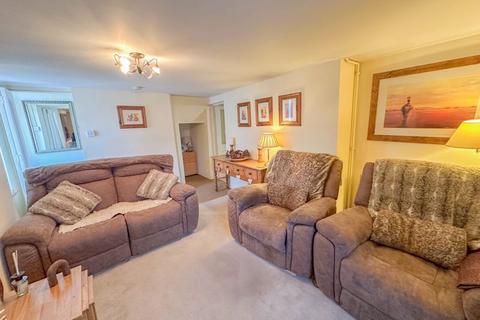 3 bedroom cottage for sale, Charlton Road, Shepton Mallet