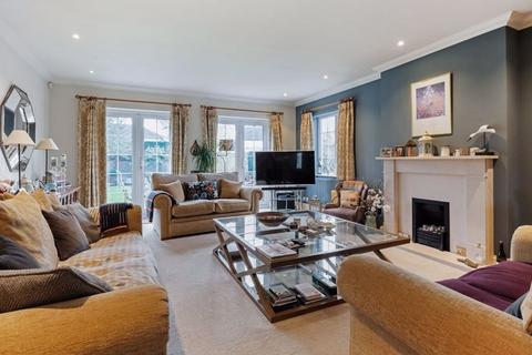58 Joiners Lane, Chalfont St Peter, Gerrards Cross, SL9 0AT