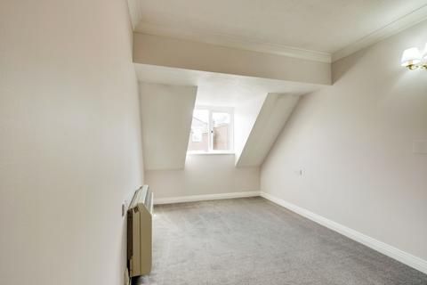 1 bedroom apartment for sale, Barton Lodge, Parkstone BH12