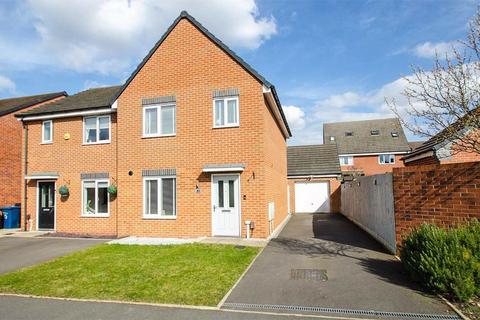 3 bedroom semi-detached house for sale, Oakley Road, Burntwood WS7