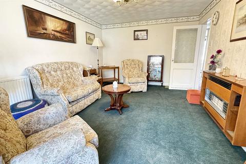 3 bedroom semi-detached house for sale, Mortimer Road, Melton Mowbray, Leicestershire