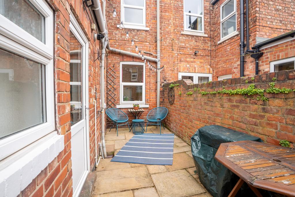 6emmersonstreet25