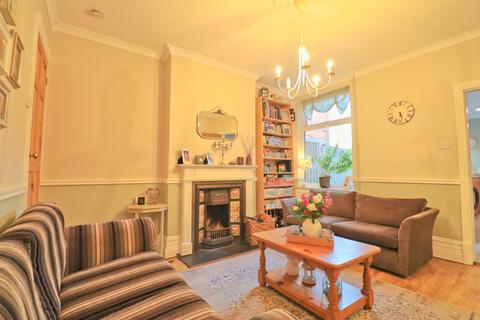 3 bedroom terraced house for sale, Highfields Road, Hinckley, Leicestershire, LE10 1UU