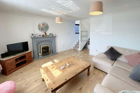 99 Bay View Gardens, Skewen, Neath, SA10 6NF