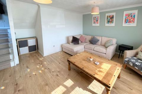 99 Bay View Gardens, Skewen, Neath, SA10 6NF