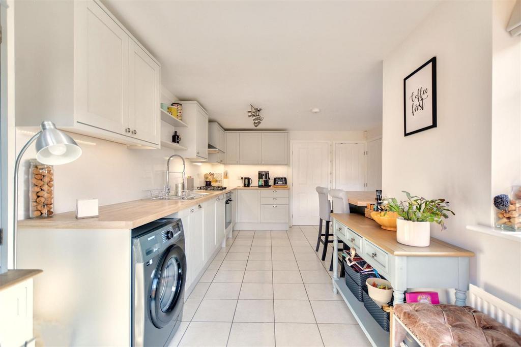 Dining/Living Kitchen