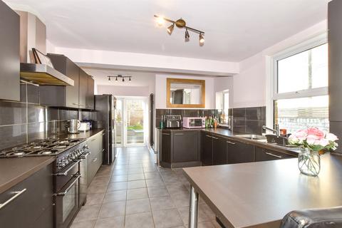 5 bedroom terraced house for sale, Ethelbert Road, Margate, Kent