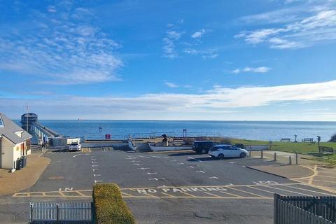 1 bedroom flat for sale, Lane End Road, Bembridge, Isle of Wight, PO35 5TB