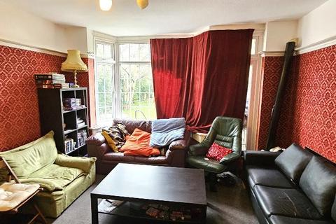5 bedroom semi-detached house to rent, Old Oak Road, East Acton, London, W3 7JD