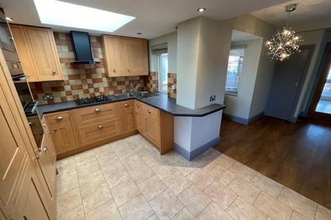 4 bedroom semi-detached house for sale, Torrisholme, Morecambe LA4