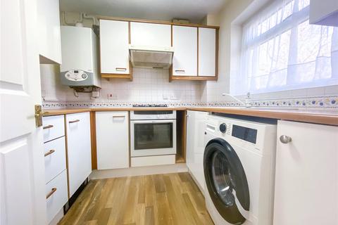 2 bedroom semi-detached house to rent, Lascelles Drive, Pontprennau, Cardiff, CF23