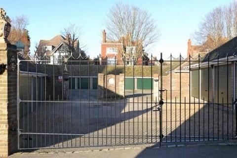 Garage to rent, Folkestone CT20