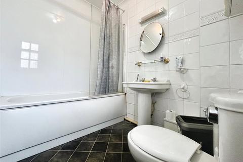 4 bedroom terraced house for sale, Masterman Wharf, Bishop's Stortford, Hertfordshire