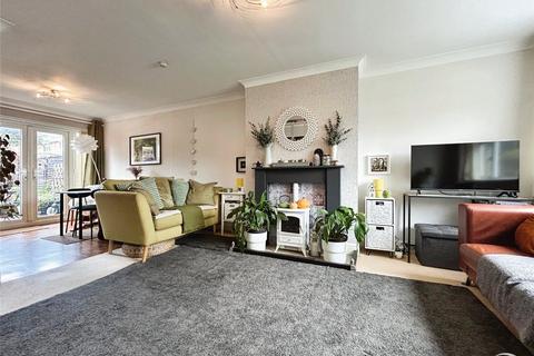 3 bedroom terraced house for sale, Elm Bank, Yateley, Hampshire
