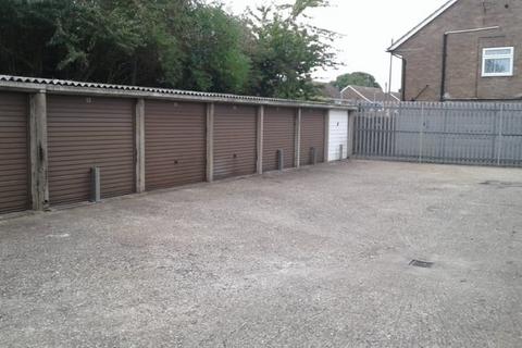 undefined, Camp Drive, Houghton Regis LU5