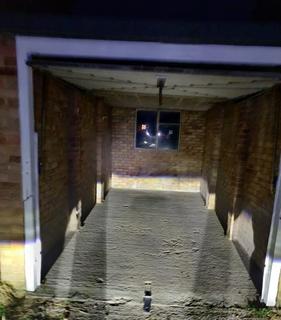 Garage to rent, Caslon Way, Letchworth Garden City SG6