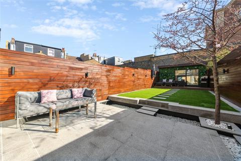 4 bedroom terraced house for sale, Taybridge Road, SW11