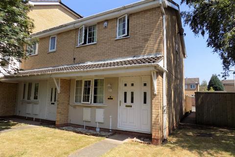 3 bedroom terraced house to rent, Foxdale Drive, Brierley Hill