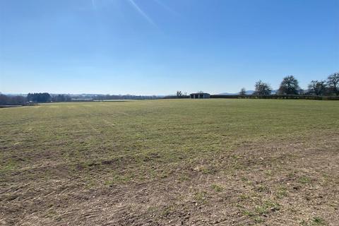 Equestrian property for sale, Equestrian Land At, Hook Bank, Upton upon Severn, Worcestershire, WR8 0AY