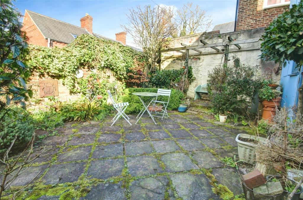 Courtyard Garden