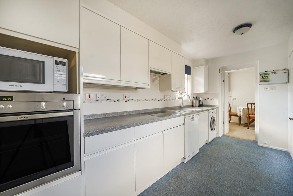 Kitchen Pic 3
