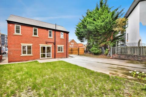 2 bedroom semi-detached house for sale, Beaconsfield Street, Cheshire CH3