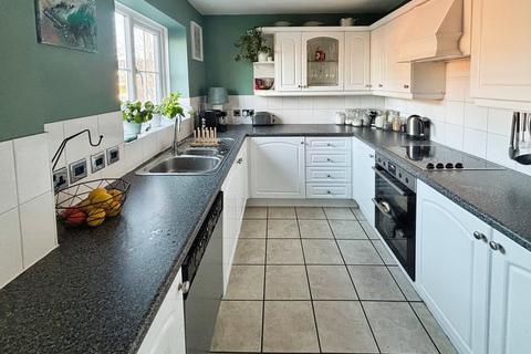 39 Benton Drive, Chester, CH2 2RD