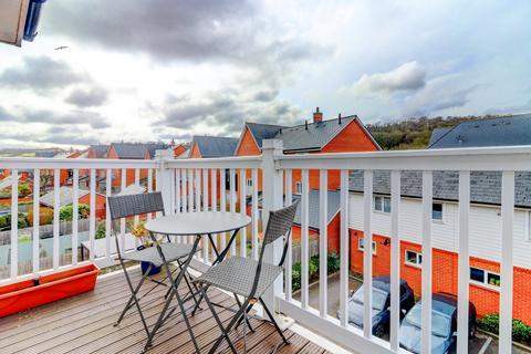 2 bedroom apartment for sale, Chequers Avenue, Buckinghamshire HP11