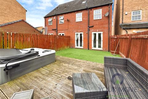 22 Heathfields, Barnsley, S70 3RT