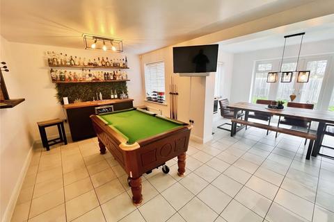 20 Boundary Close, Burton-on-trent, DE13 0PG
