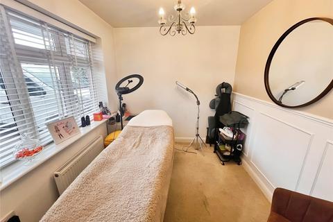 20 Boundary Close, Burton-on-trent, DE13 0PG