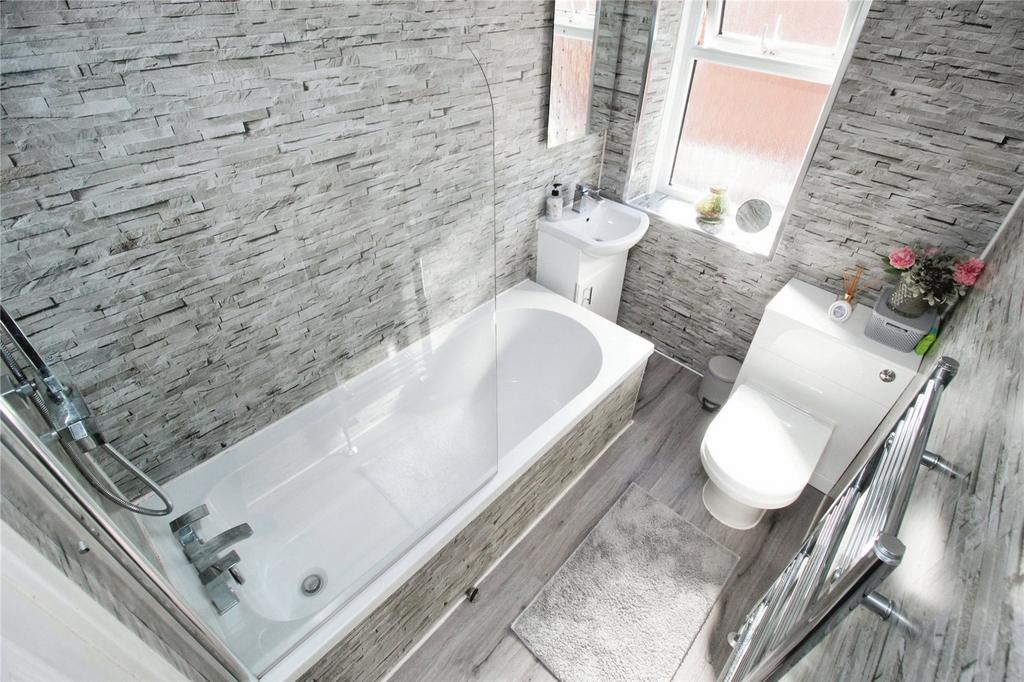 Modern Bathroom
