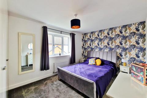 4 bedroom detached house for sale, Eden Park Court, Newcastle upon Tyne NE13