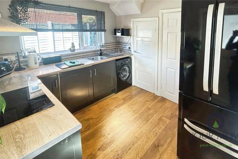 3 bedroom semi-detached house for sale, Trent Road, Oldham OL2