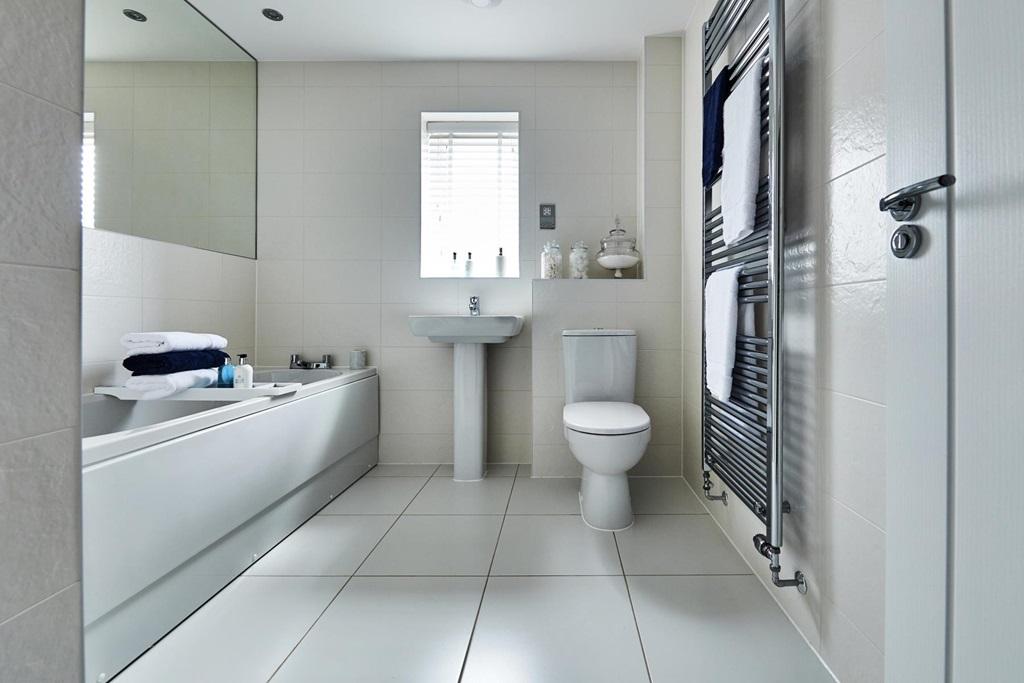 Family-friendly bathroom