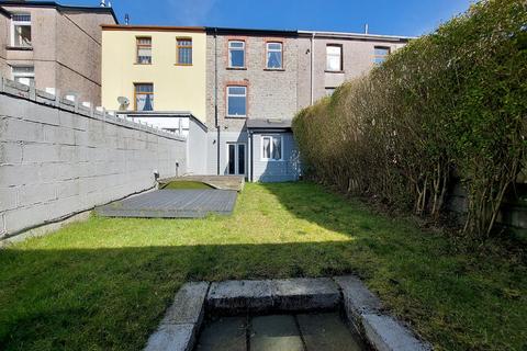 4 bedroom terraced house to rent, Brithweunydd Road, Tonypandy, CF40