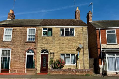 10 Albert Walk, Holbeach, Spalding, PE12 7DP