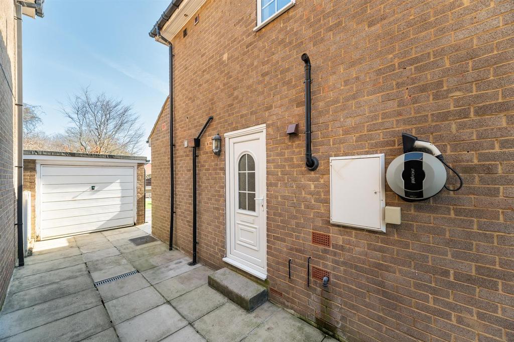 Driveway &amp; Garage
