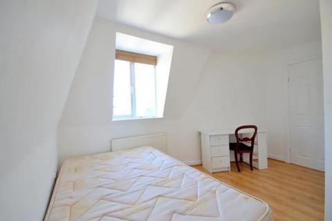 1 bedroom apartment to rent, Dollis Road, London NW7
