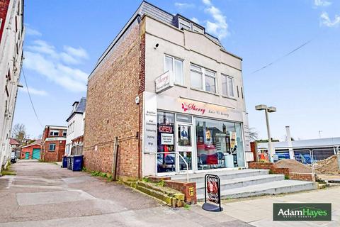 1 bedroom apartment to rent, Dollis Road, London NW7