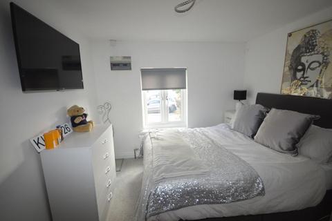 1 bedroom flat to rent, 15 Heanton Villas, Redruth