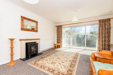 14 Lance Croft, New Ash Green, Longfield, DA3 8PP
