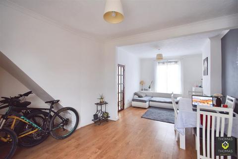 9 Mount Street, Gloucester, GL1 2RG
