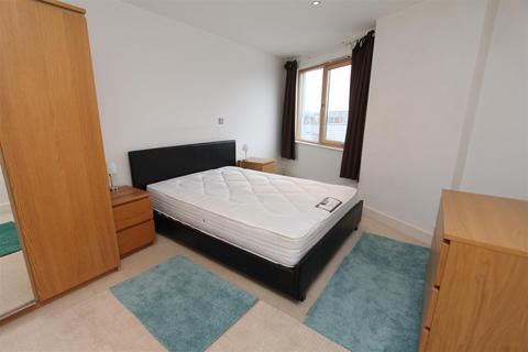 1 bedroom flat to rent, McClintock House, Leeds Dock