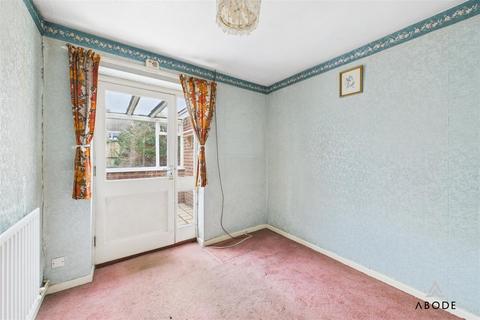 15 Hallam Road, Uttoxeter, ST14 7NH