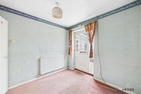 15 Hallam Road, Uttoxeter, ST14 7NH