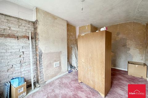 8 Boundary Road, Irlam, Manchester, M44 6EU