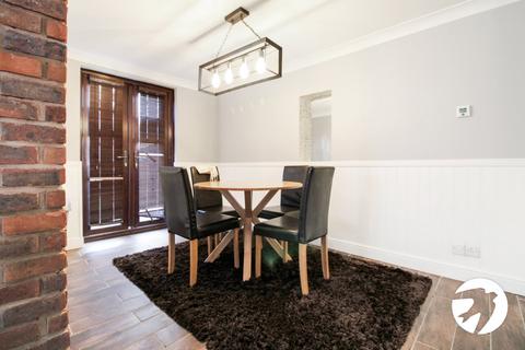 2 bedroom semi-detached house to rent, Maypole Road, Gravesend, Kent, DA12